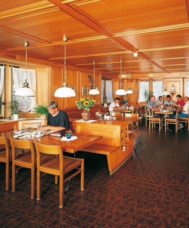 Gasthof Buehl Schwarzenburg Room photo